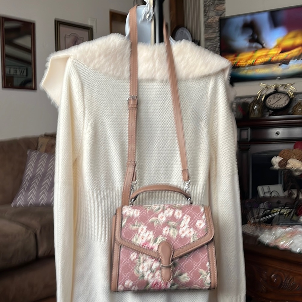 NINE WEST CROSSBODY PREOWNED